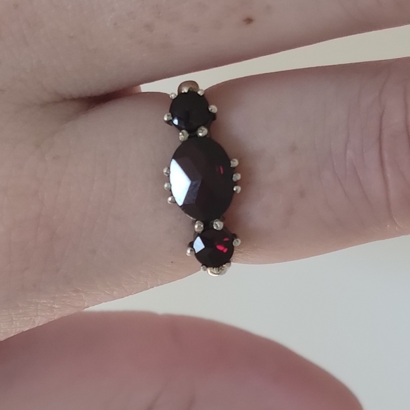 Antique Bohemian Garnet Ring✨️ - Picture 8 of 8